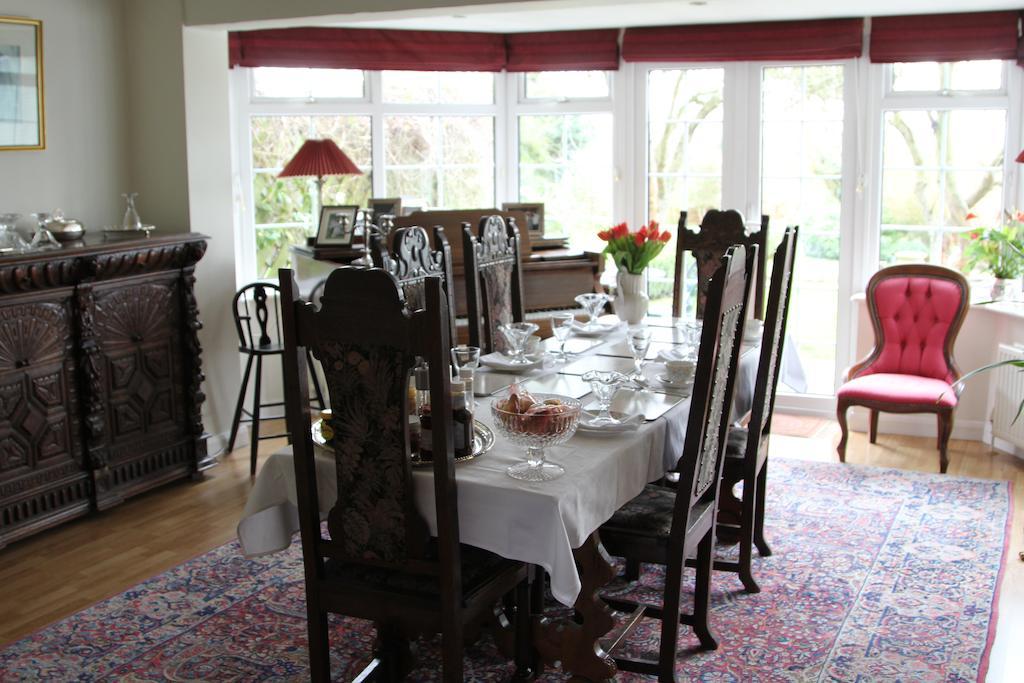 ميدينهيد Sunny Cottage المظهر الخارجي الصورة