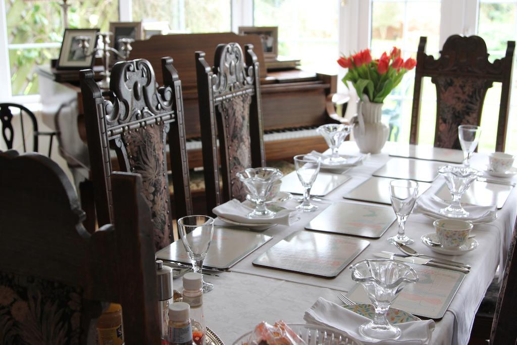 ميدينهيد Sunny Cottage المظهر الخارجي الصورة
